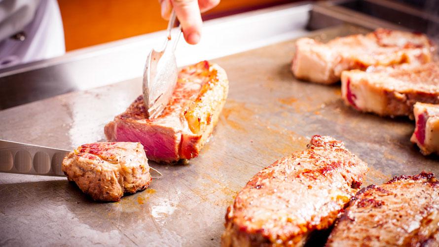 牛肉鉄板焼き（インジェクション加工肉）