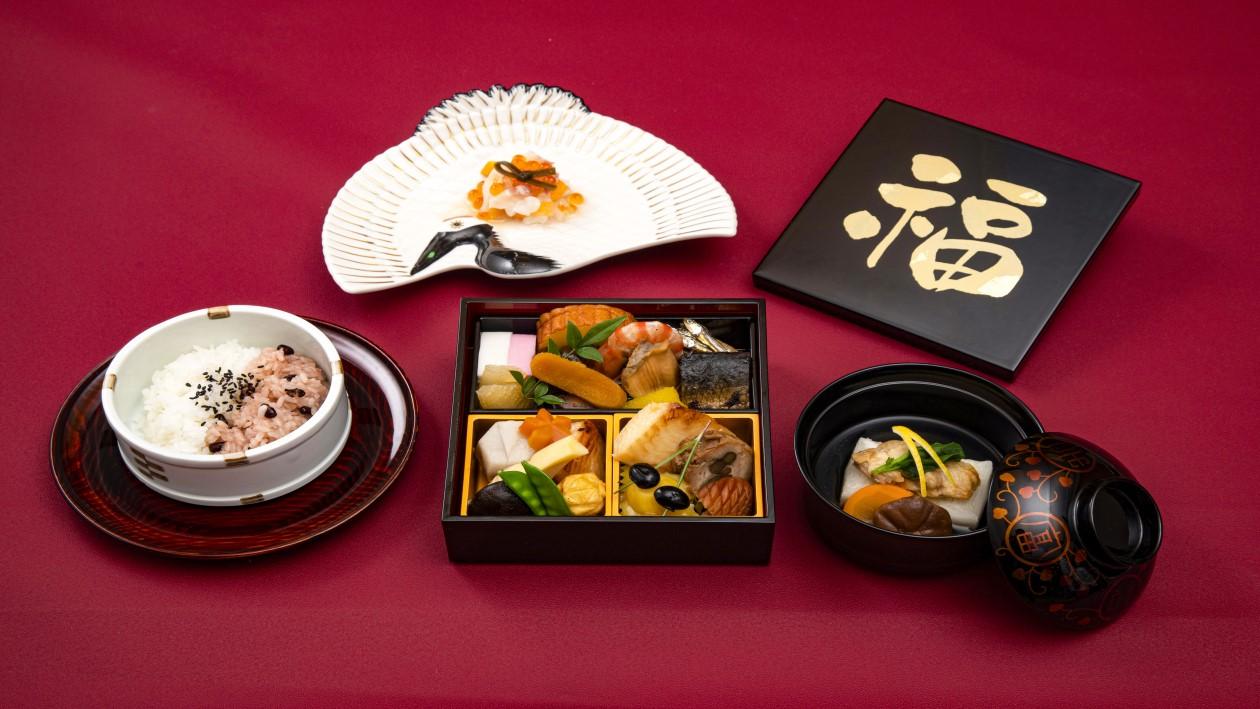 ザ・プリンス さくらタワー東京にあるレストラン、「なだ万 高輪プライム」のおせち料理。