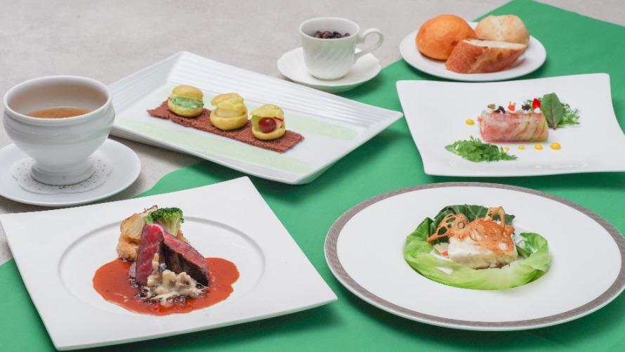 キャベツ419玉菜ディナー。すべてのメニューにキャベツ419を取り入れた期間限定ディナーメニュー