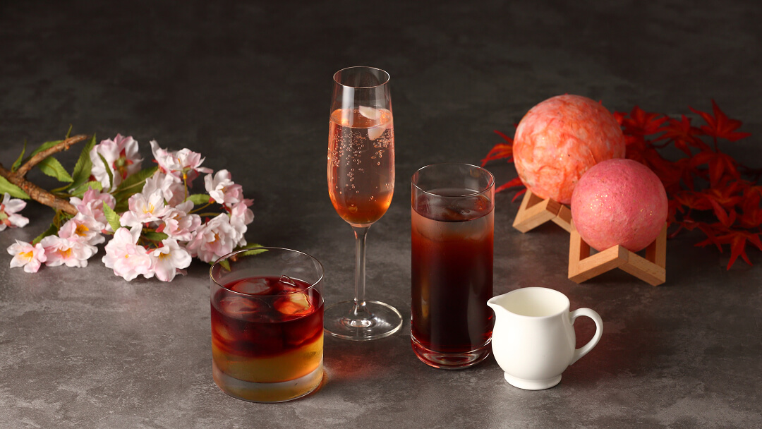 ふわりとほどける桜色パフェと秋色カクテルに心ときめく
