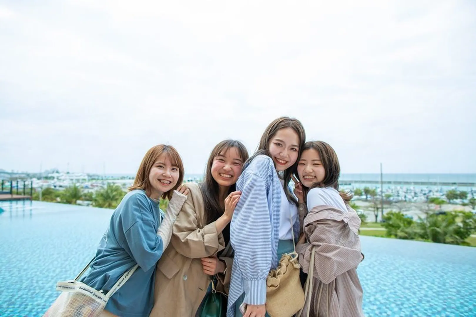 冬の沖縄旅行におすすめの服装